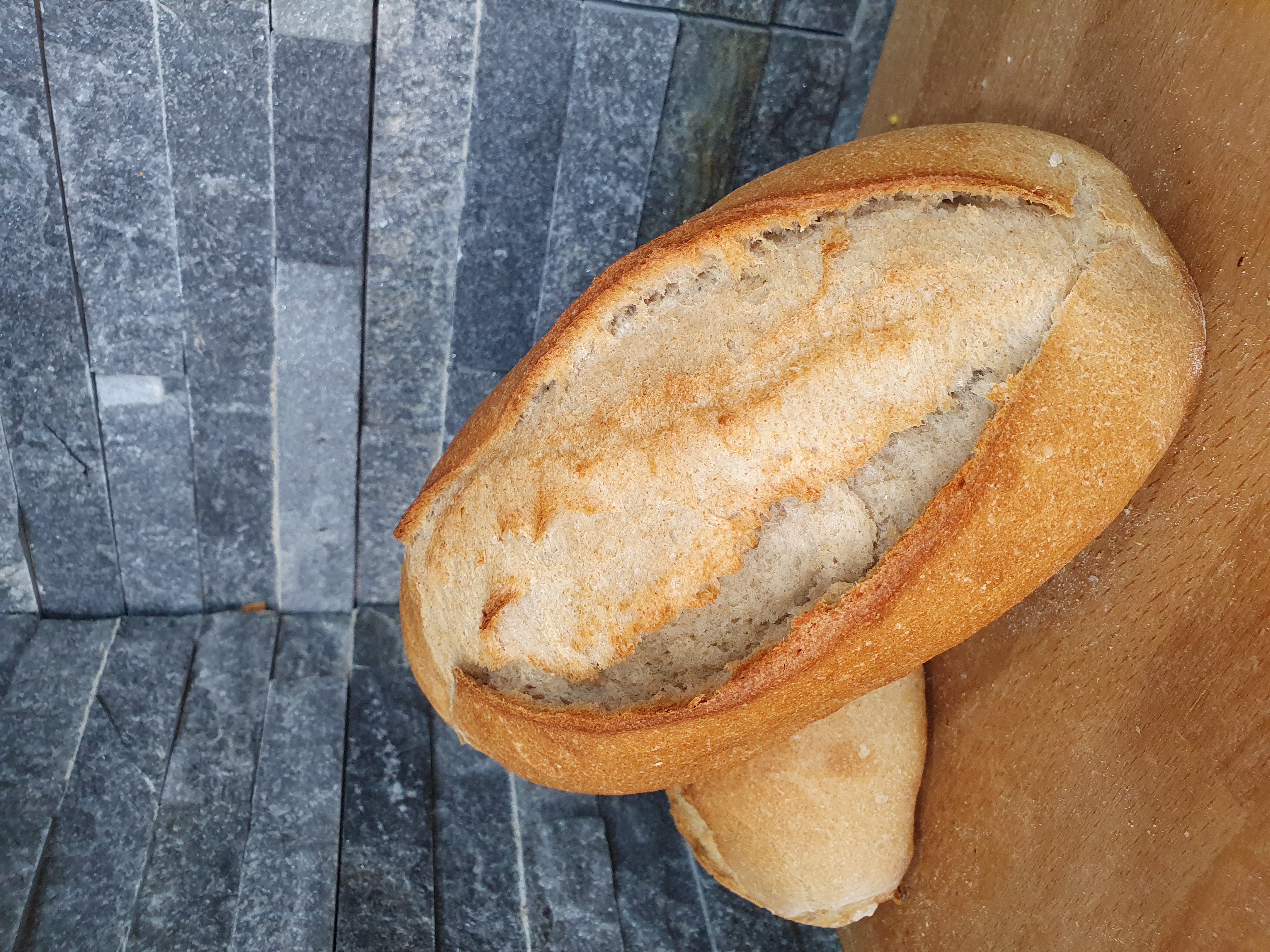 <div class="trix-content">
  <div><strong>Pain de campagne</strong></div>
</div>
