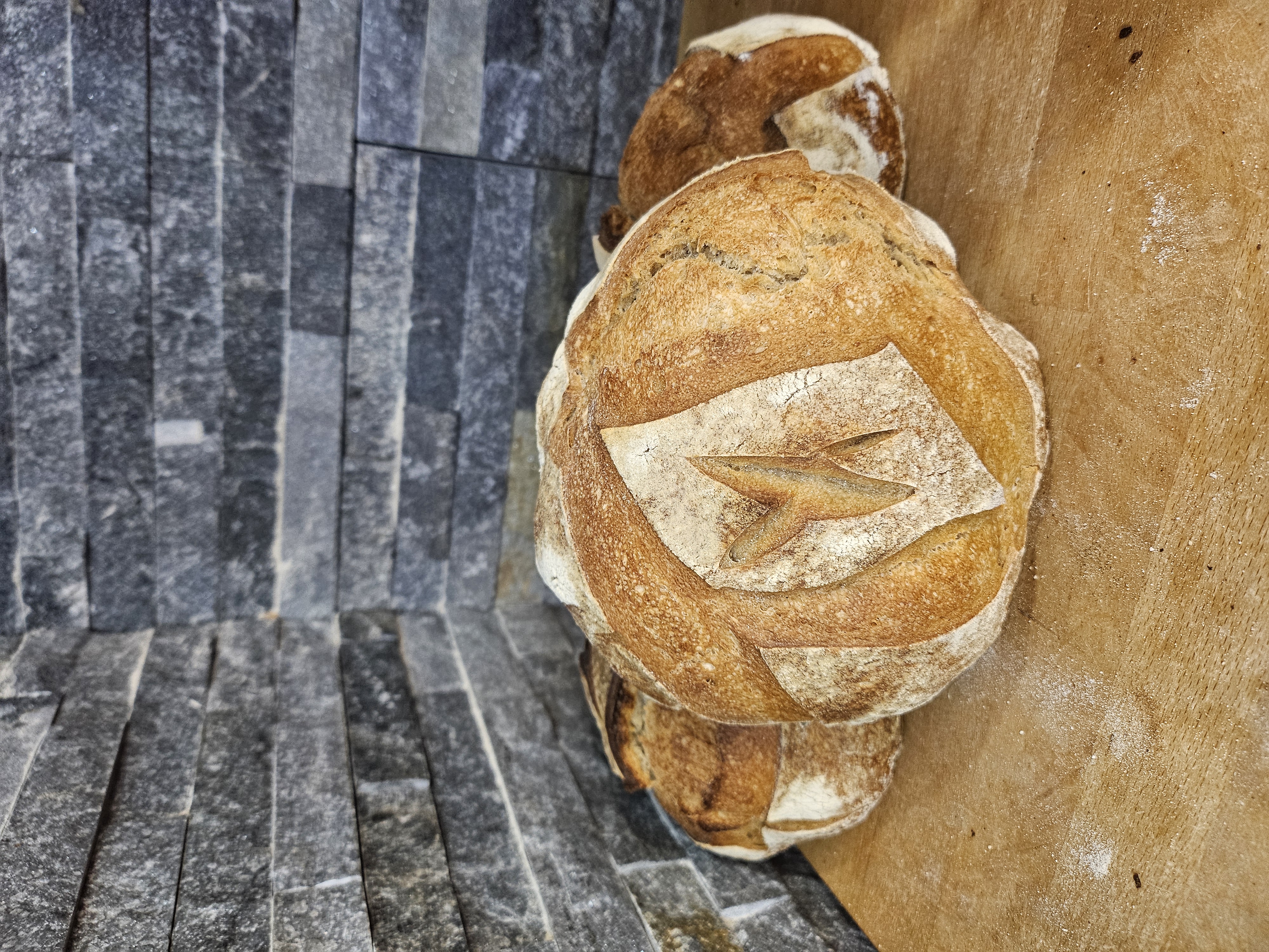 <div class="trix-content">
  <div>Pain au levain petit modèle</div>
</div>
